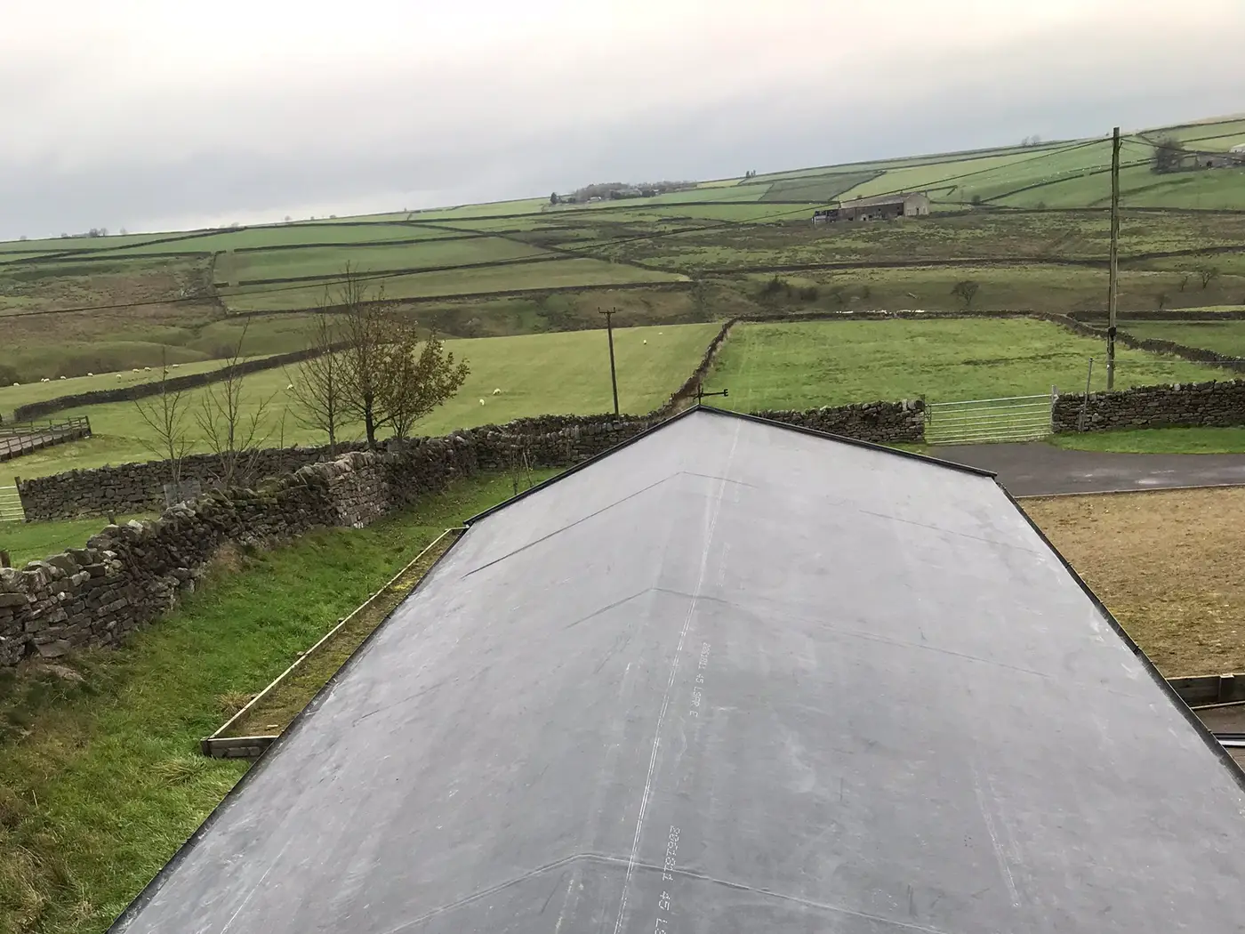 Flat and rubber roofing by Broomhill Roofing, photo 1